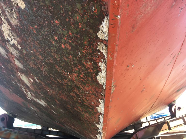 In water hull cleaning, hydraulic powered, sympathetic to antifouling